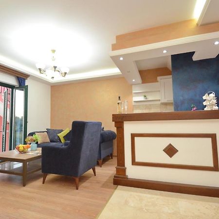 Apartments Lux S Tivat Exteriér fotografie