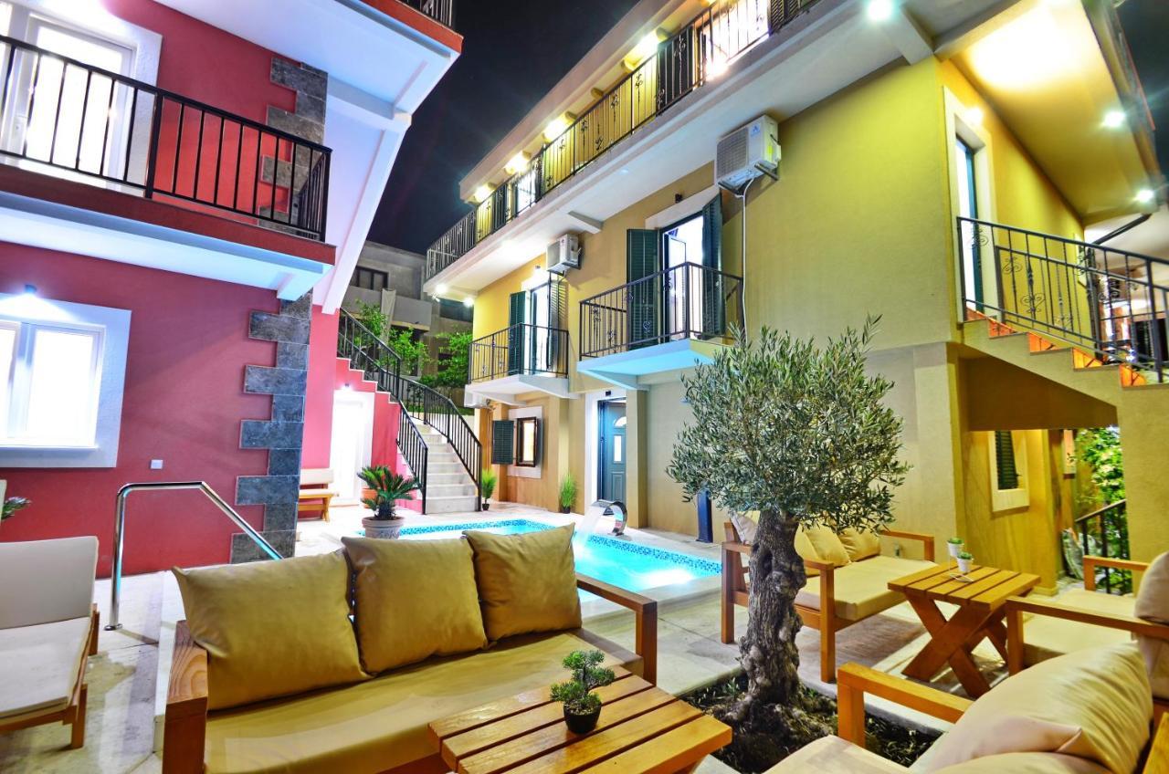 Apartments Lux S Tivat Exteriér fotografie